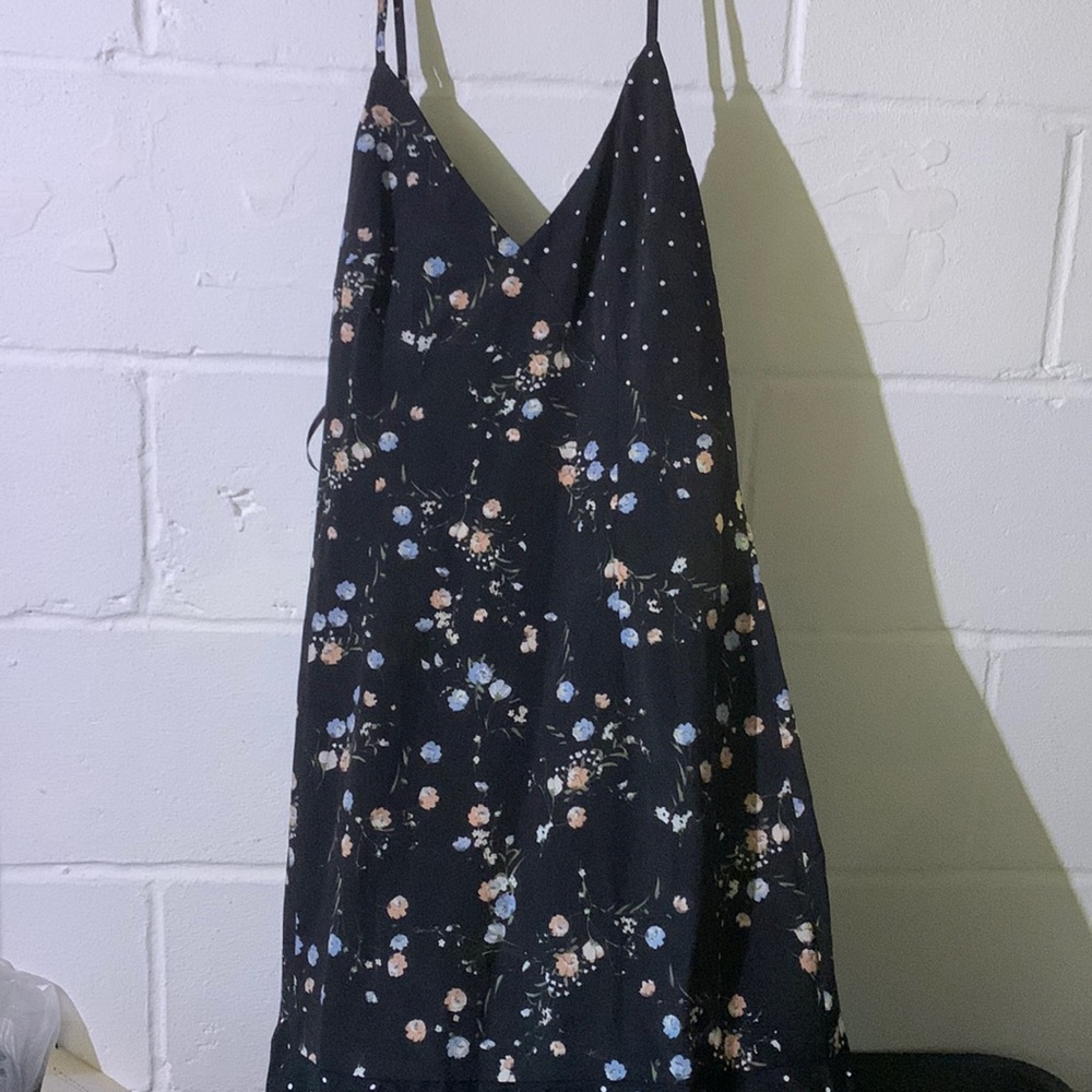 Lulus black floral print dress
